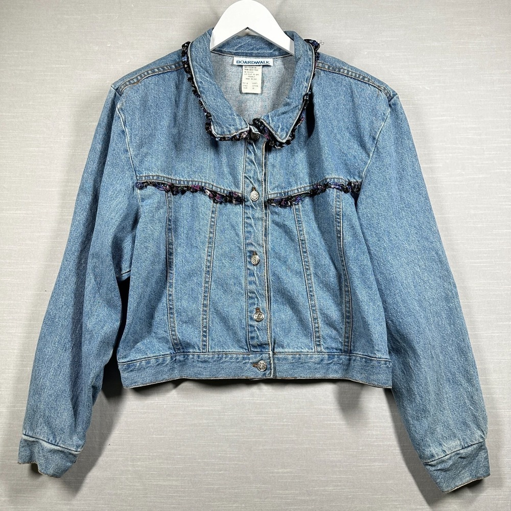 VINTAGE Jean Jacket Womans Medium Blue Cottagecore Romantic Padded Boardwalk
